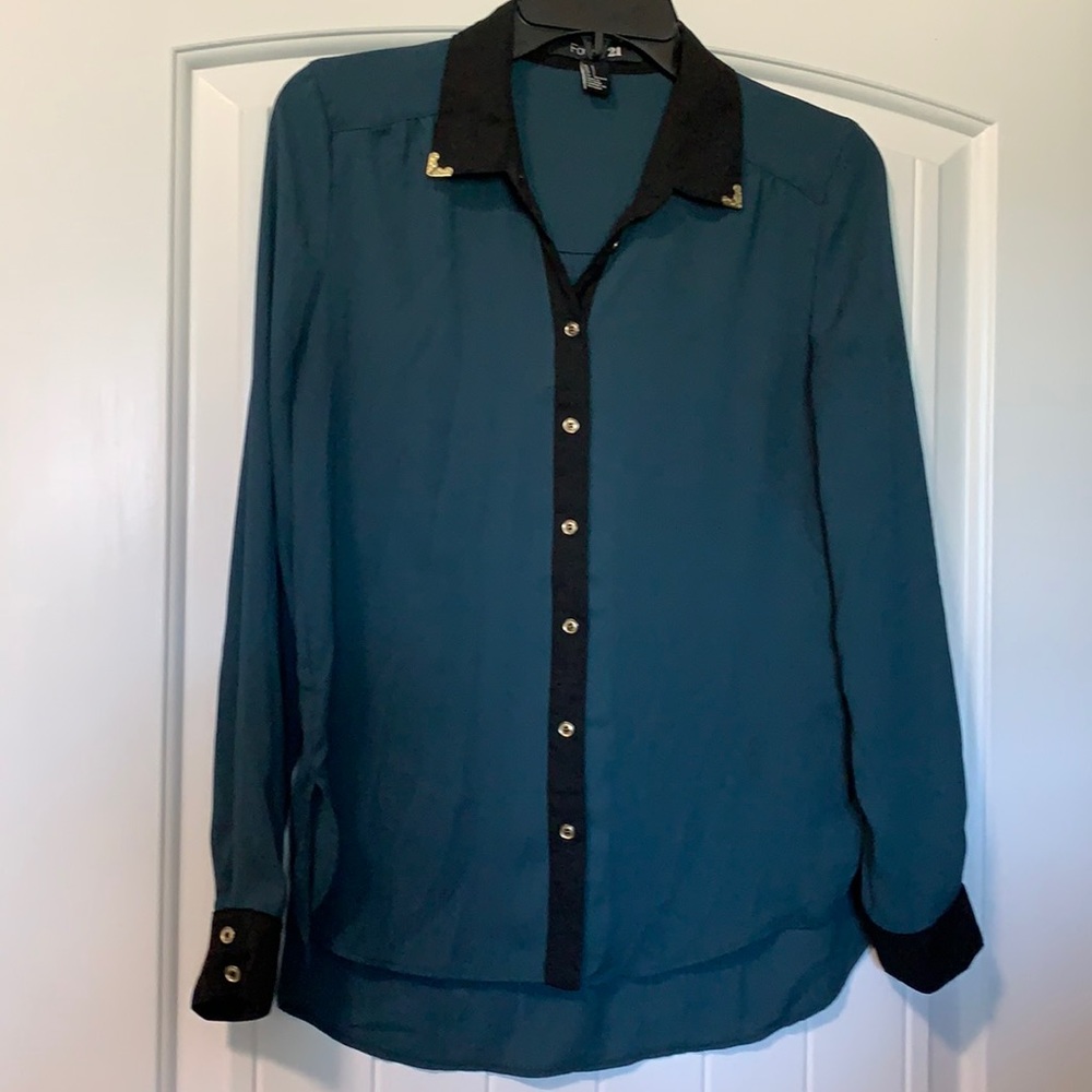 142) Forever 21 Green Black Blouse, Size S